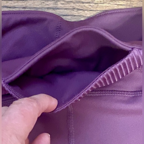 Pink Victoria’s Secret Ultimate Sport - Picture 4 of 6